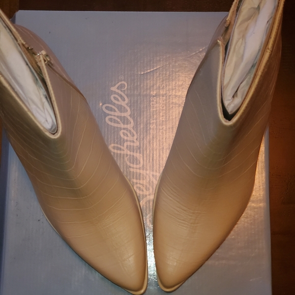 NEW SEYCHELLES ABOARD CROCO LEATHER ANKLE. NO DICKS GIFTCARD - Picture 2 of 8